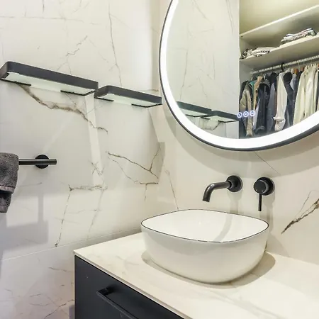 Apartment Magnificent Flat For 6p - 16th Arrd Paris
